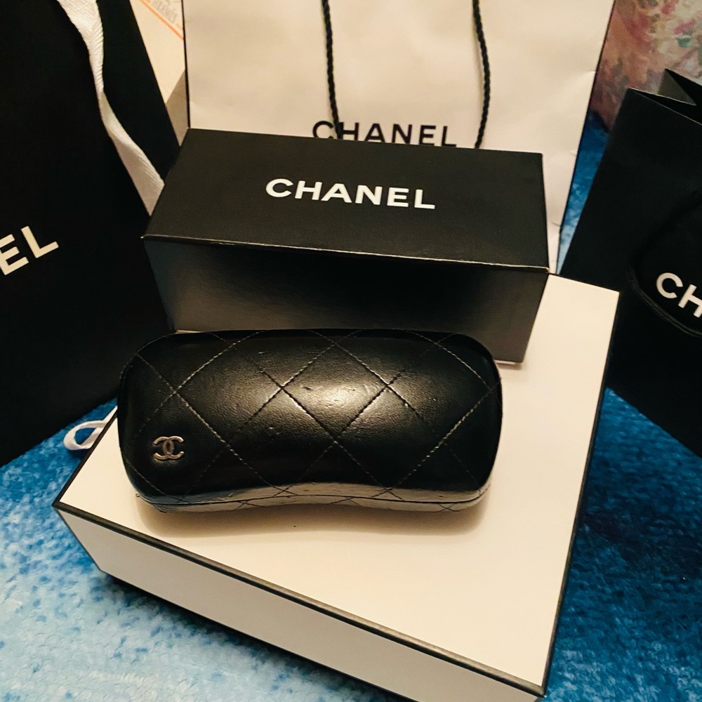 Chanel case, boxes & bags